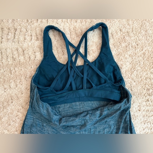 Lululemon Free To Be Serene 2-in-1 tank - Picture 4 of 6